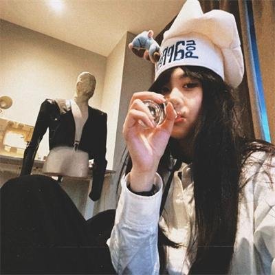 洞穴里的医院