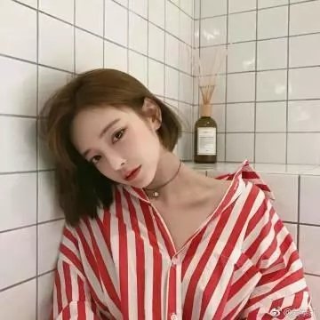 圈养的妇女